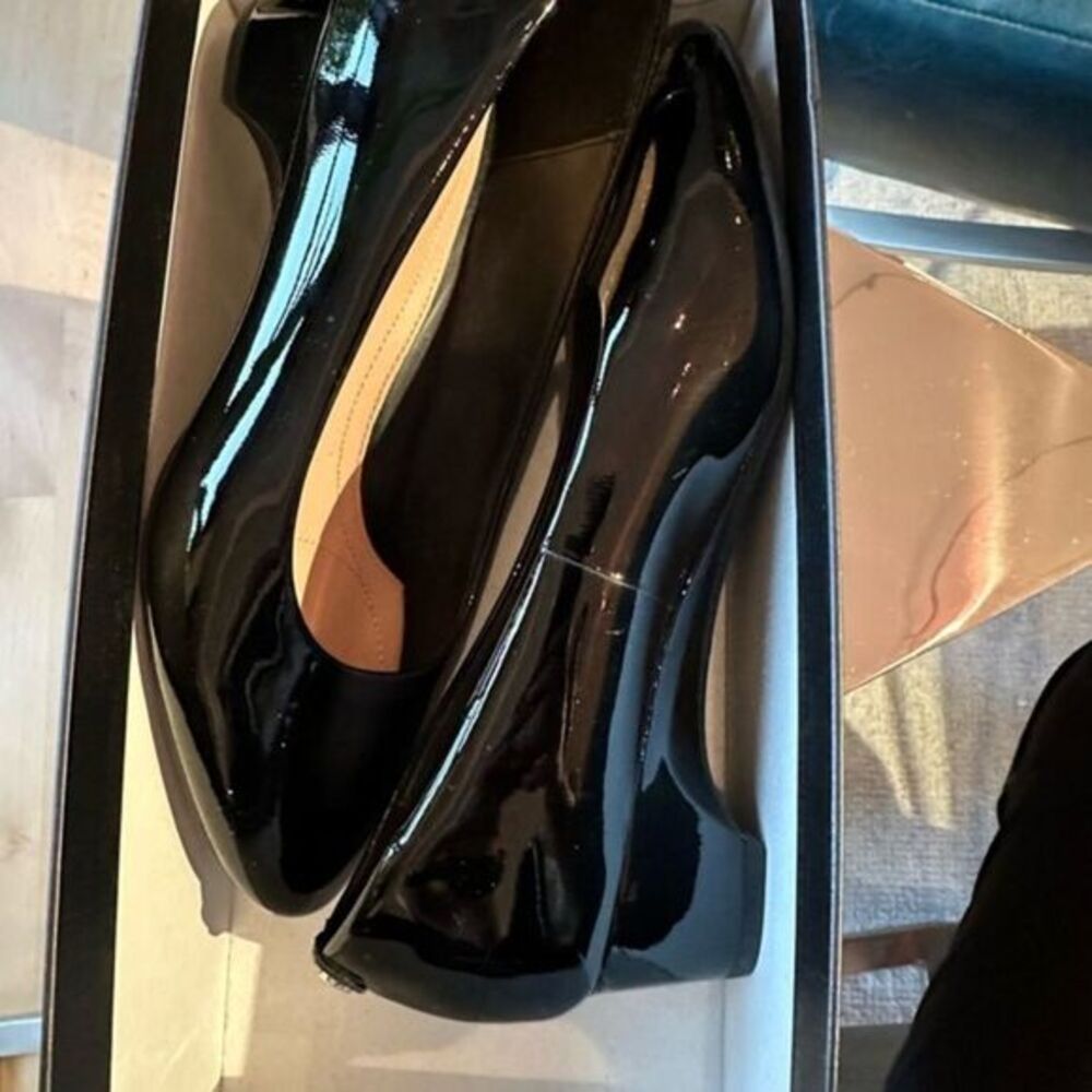 Taryn Rose Black Patent‎ Leather Ballet Flats Slip On Professional - Picture 7 of 8